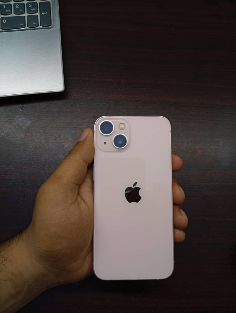 Apple iPhone 13 3