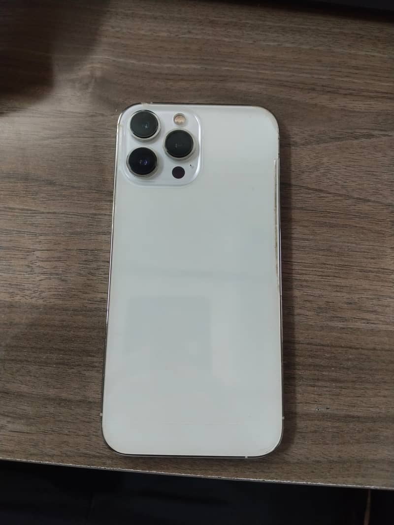 Apple iPhone 13 Pro Max 5