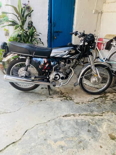 Honda 125      23 modal  with double Saman