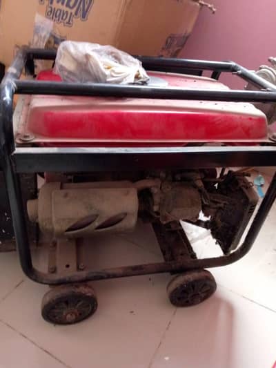 MaxPower Petrol Generator (MP4500EAWH) – Key Start with Wheels