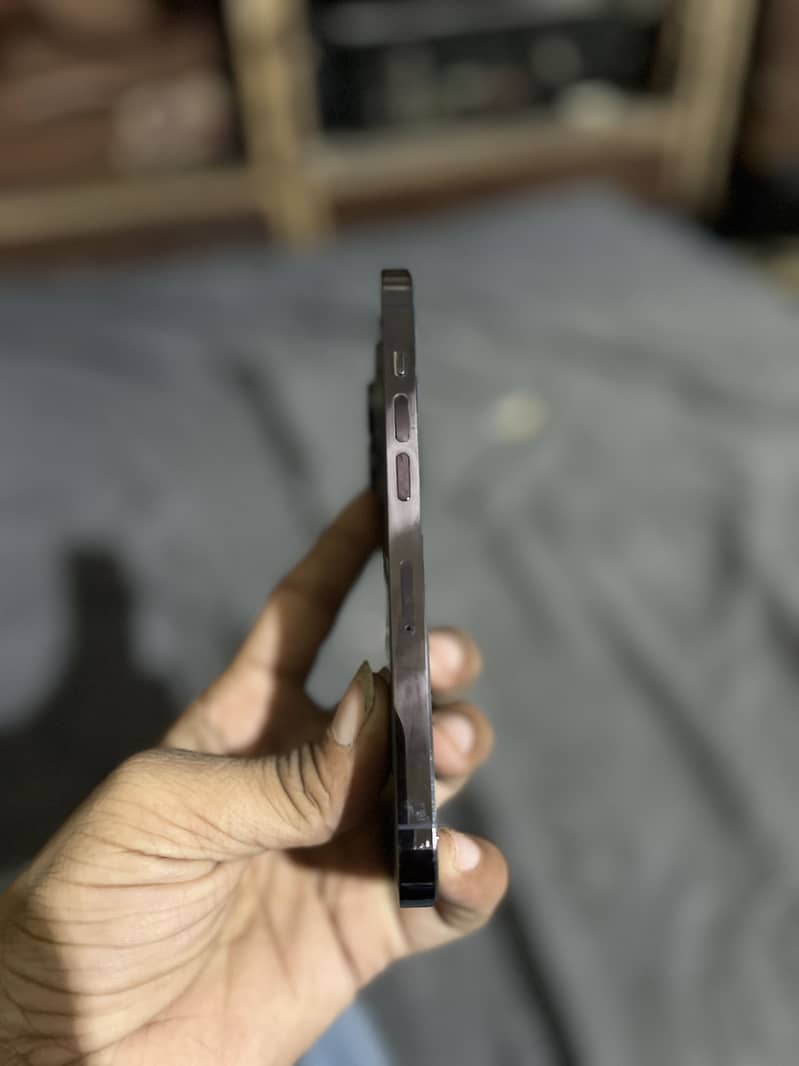 Apple iPhone 14 Pro 3