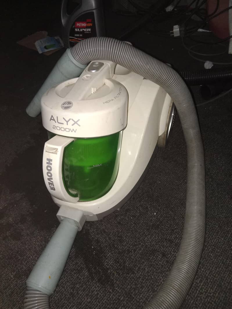 Vacuum cleaner machine 0