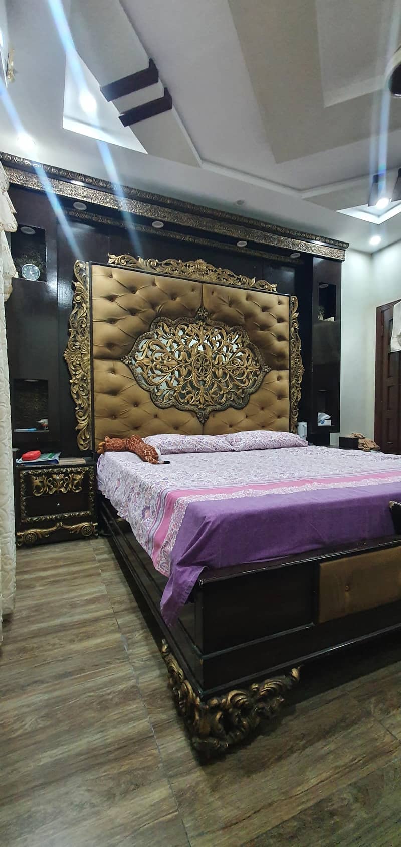 bed set. . 1