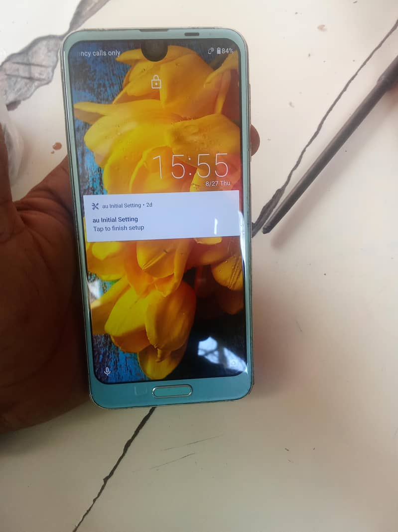 Sharp Aquos R2 0