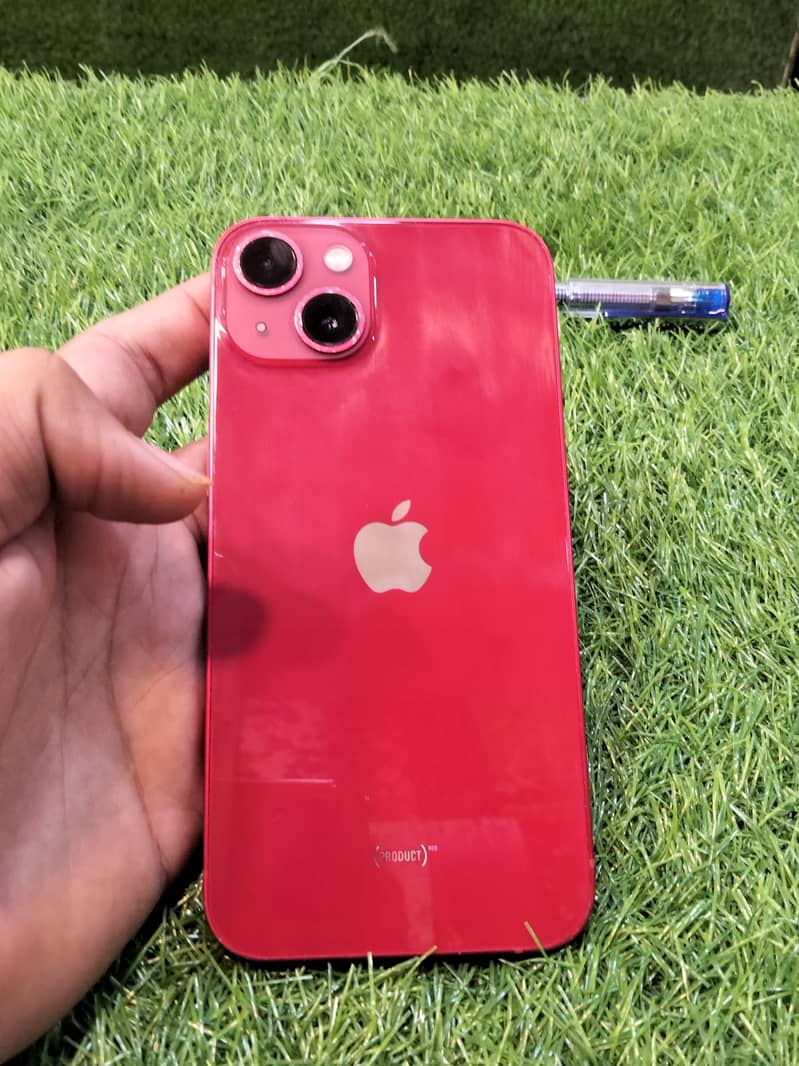 Apple iPhone 13 4
