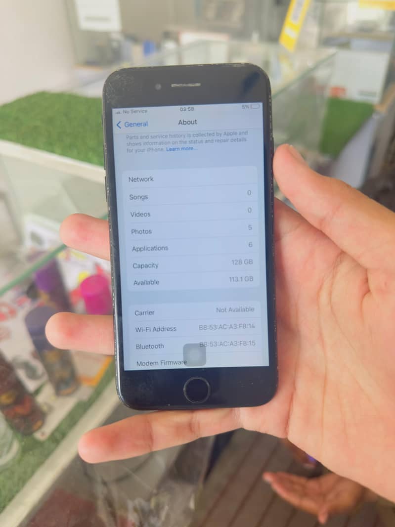 Apple iPhone 7 2