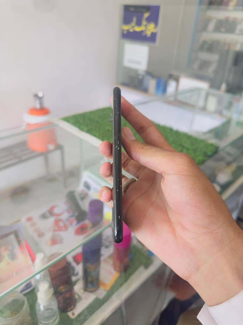 Apple iPhone 7 5