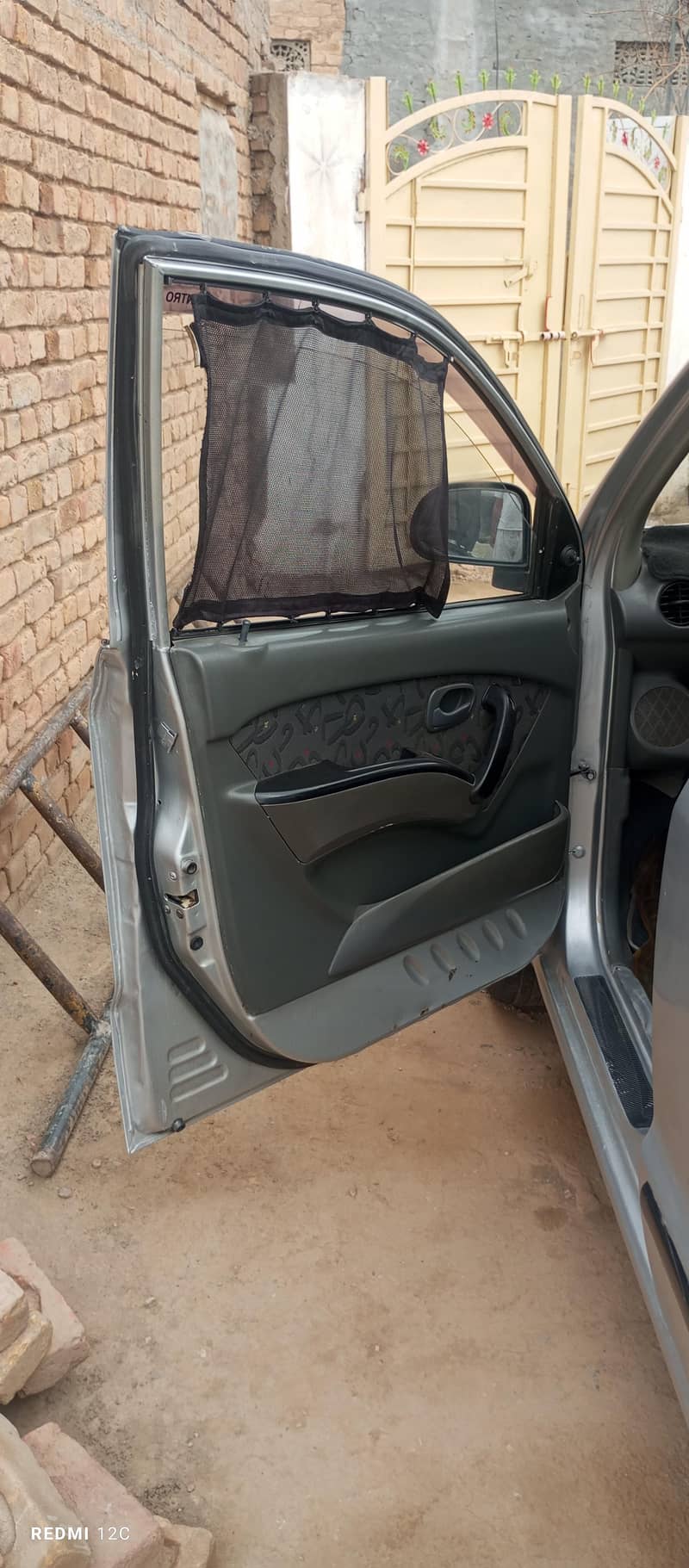 santro 2004 exactive 3