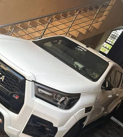 Toyota Rav4 2025