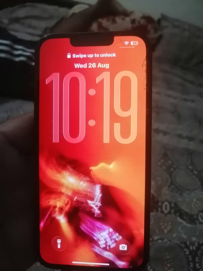 Apple iPhone 13 2