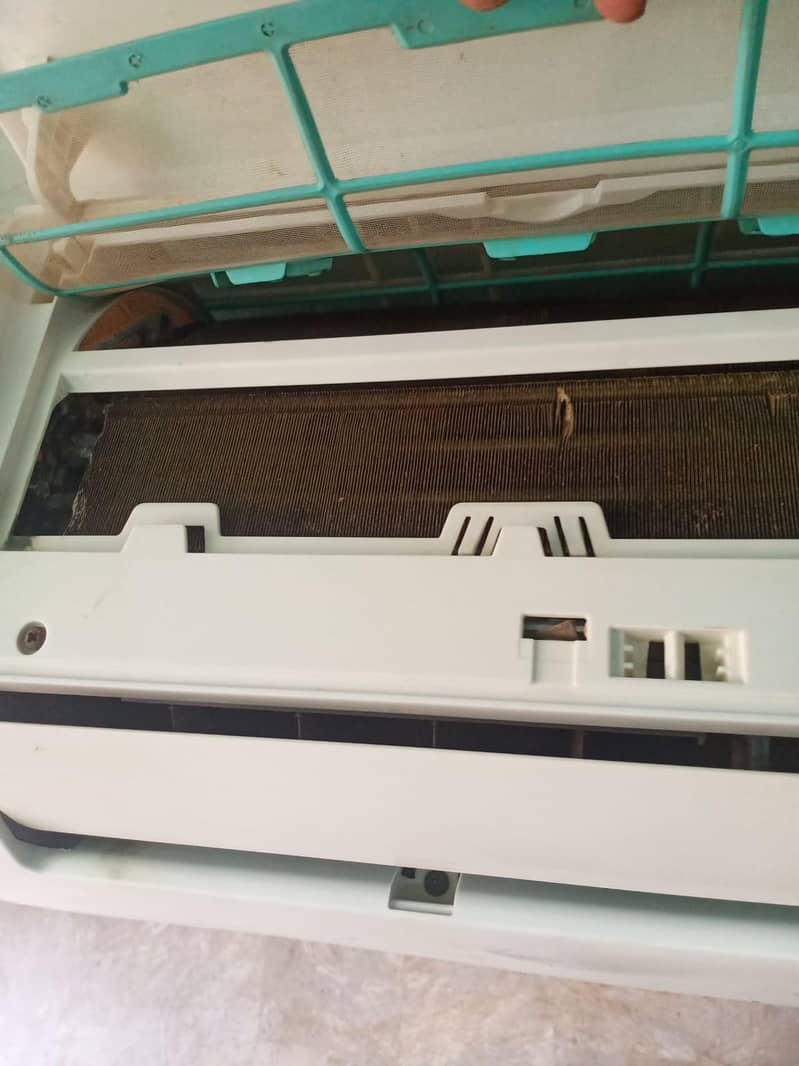 Dawlance Split AC 1