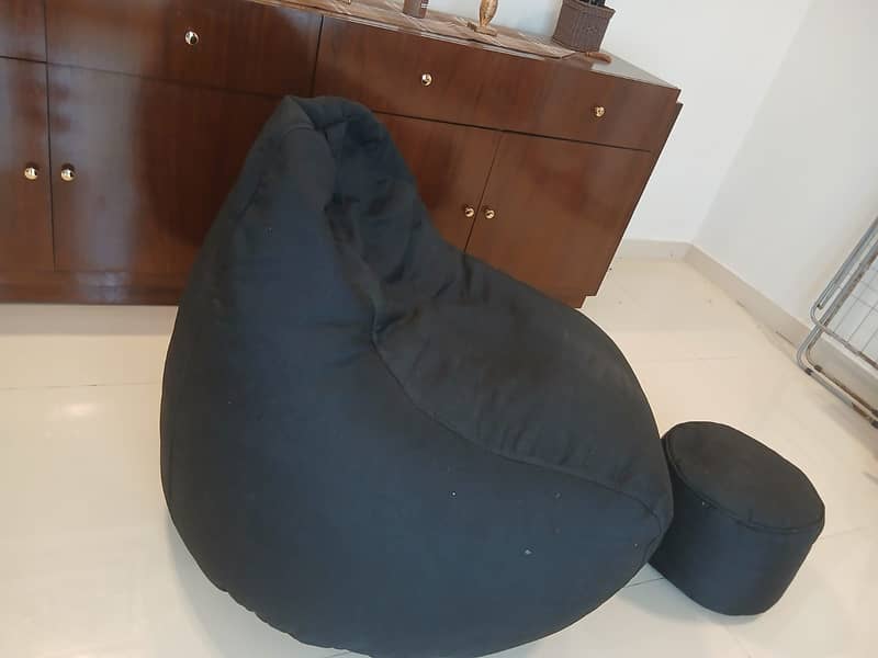 Bean Bags / Sofas 1