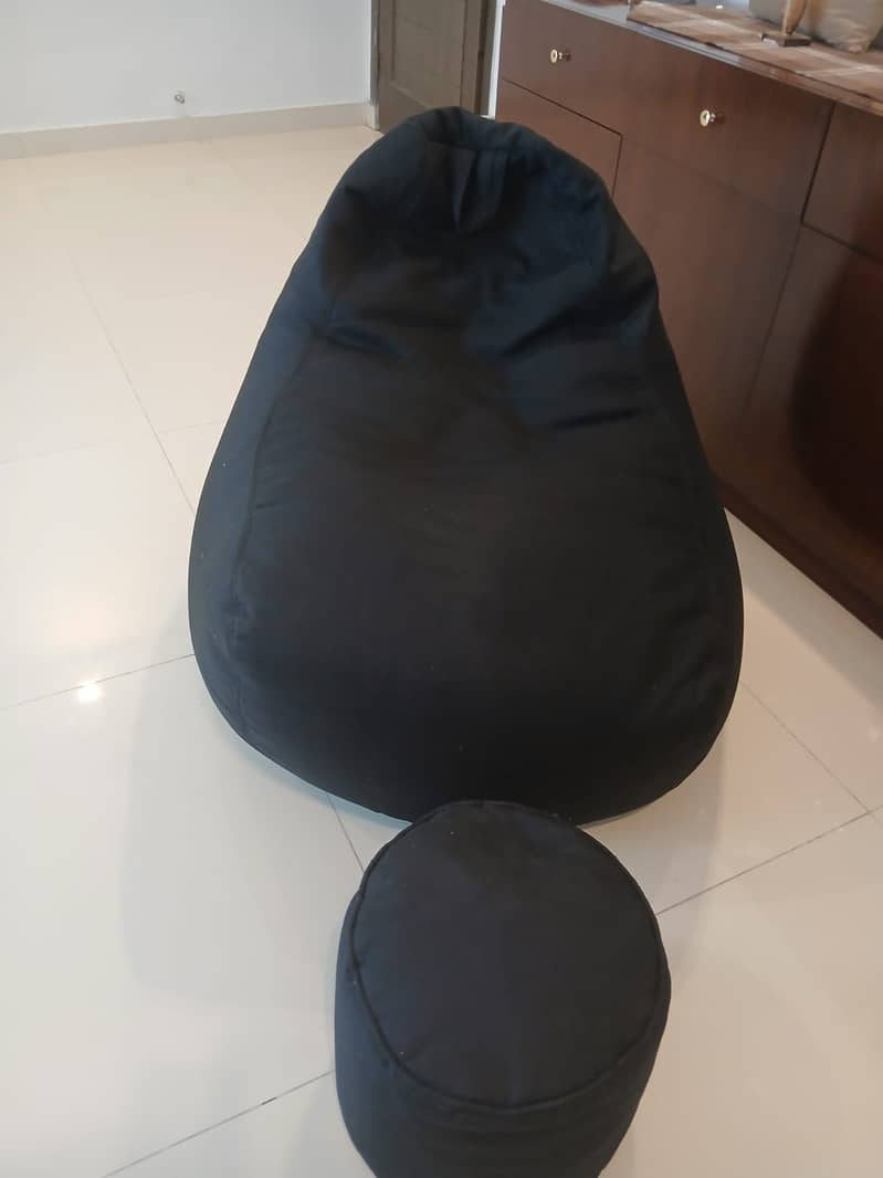Bean Bags / Sofas 2