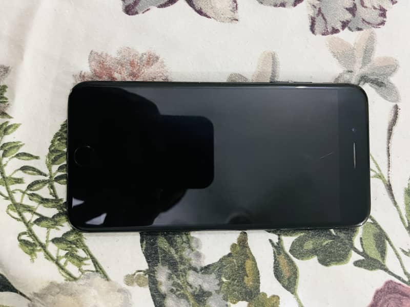 Apple iPhone 7 Plus 4