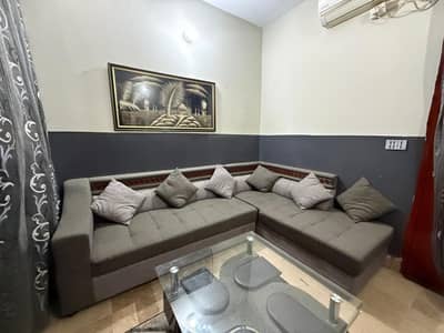 L shaped sofa in a very good condition