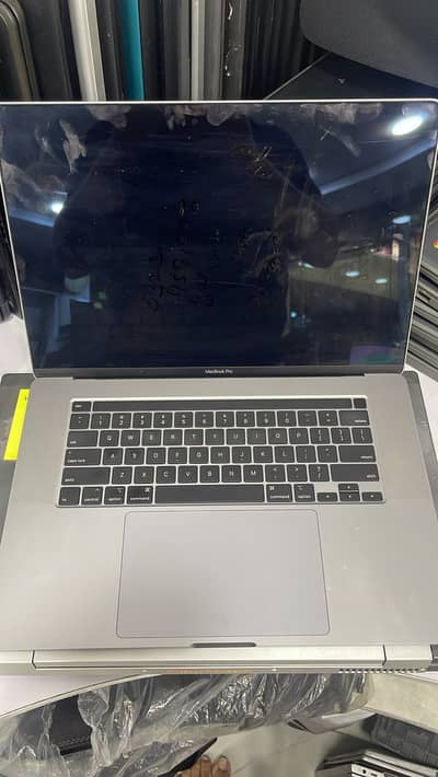 MacBook Pro 2019 (Intel) 16GB/512GB – Excellent Cosmetic Condition |