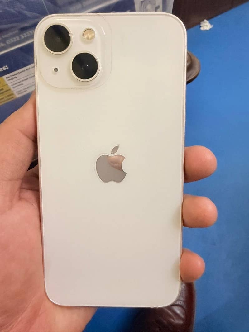 Apple iPhone 13 4
