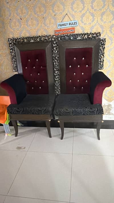 King chairs
