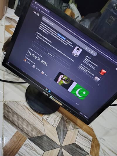 Asus 19 inch computer Led in excellent condition