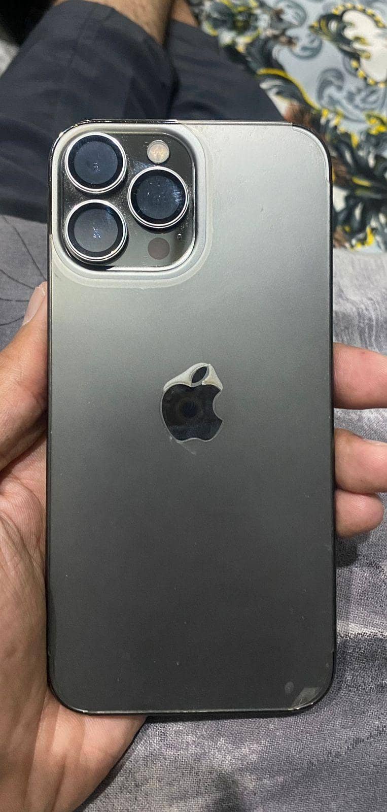 Apple iPhone 13 Pro Max 0