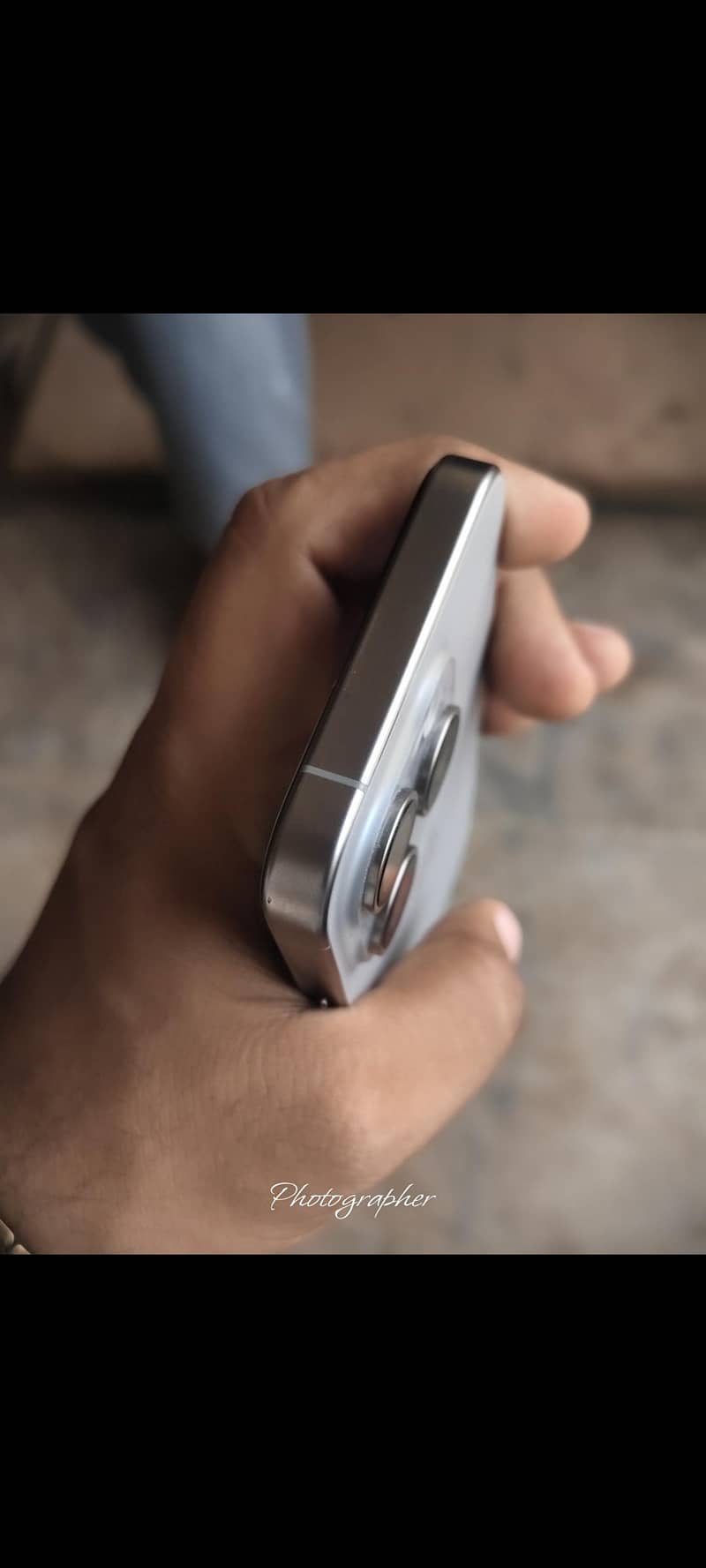 Apple iPhone 15 Pro 4