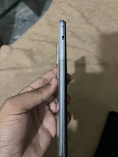 Vivo Y20 4/64 pta approve only phone