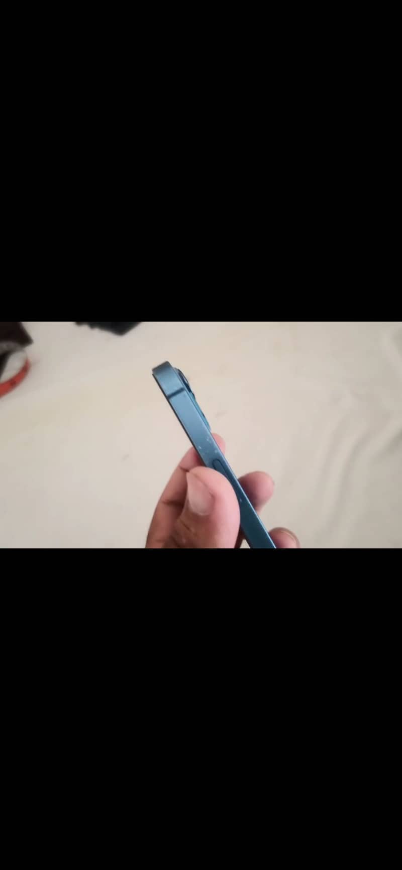 Apple iPhone 13 6