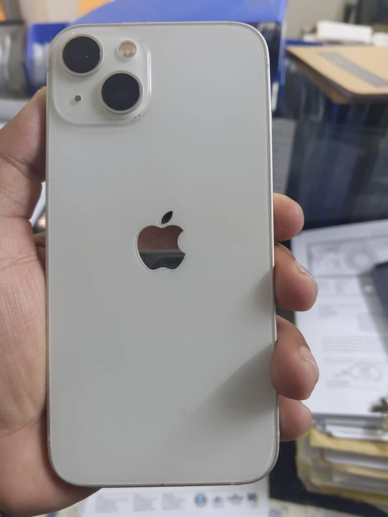 Apple iPhone 13 7
