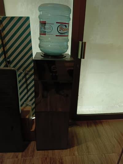 pel dispenser