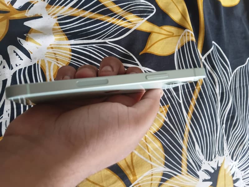 Apple iPhone 12 mini 2