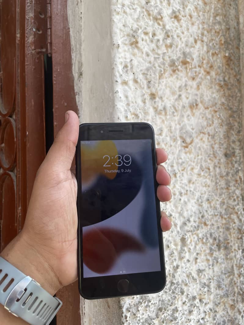 Apple iPhone 7 Plus 3