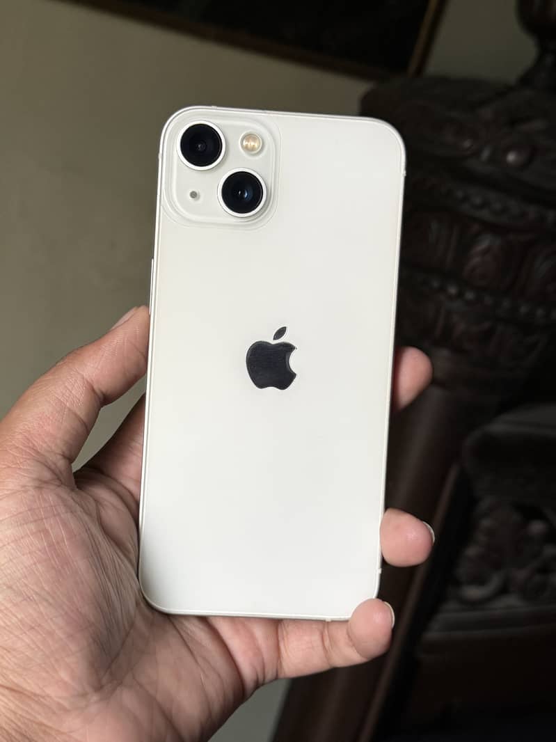Apple iPhone 13 5