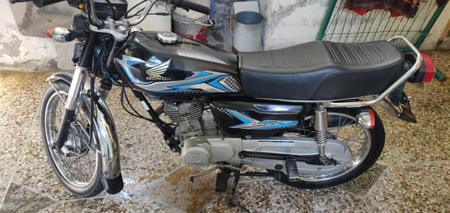 Honda CG125 2017 - 18 model, Double saman