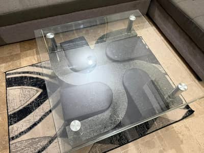 Stylish Glass Coffee/Center Table Excellent Condition