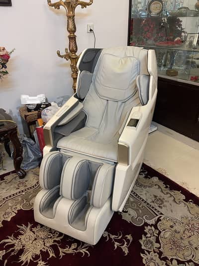 TMC-331 4D MASSAGE CHAIR JC BUCKMAN