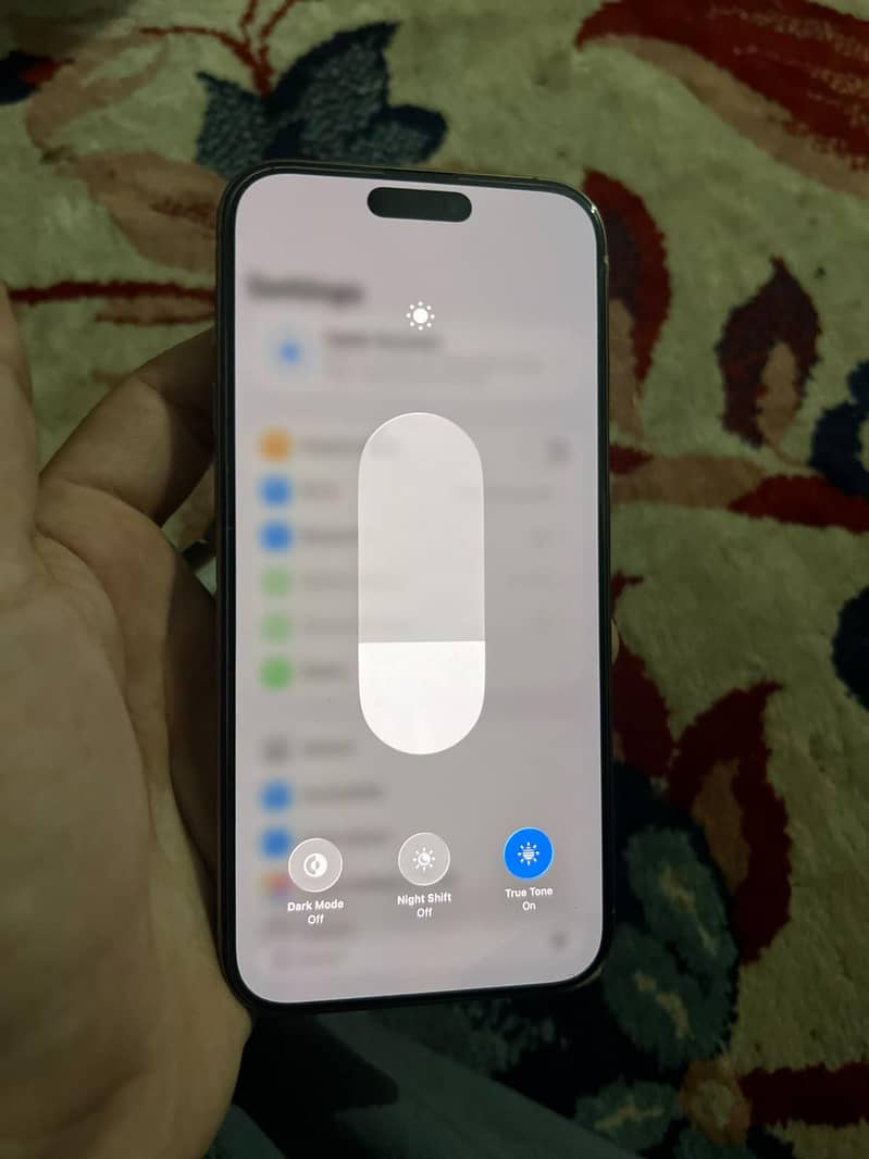 Apple iPhone 16 Pro Max 2
