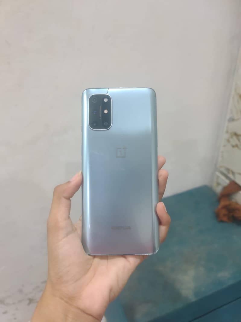 One Plus 8T 1