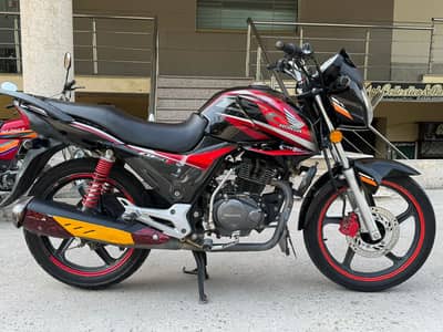 | Honda CB 150f | Model 2017 | Condition 10/10 |