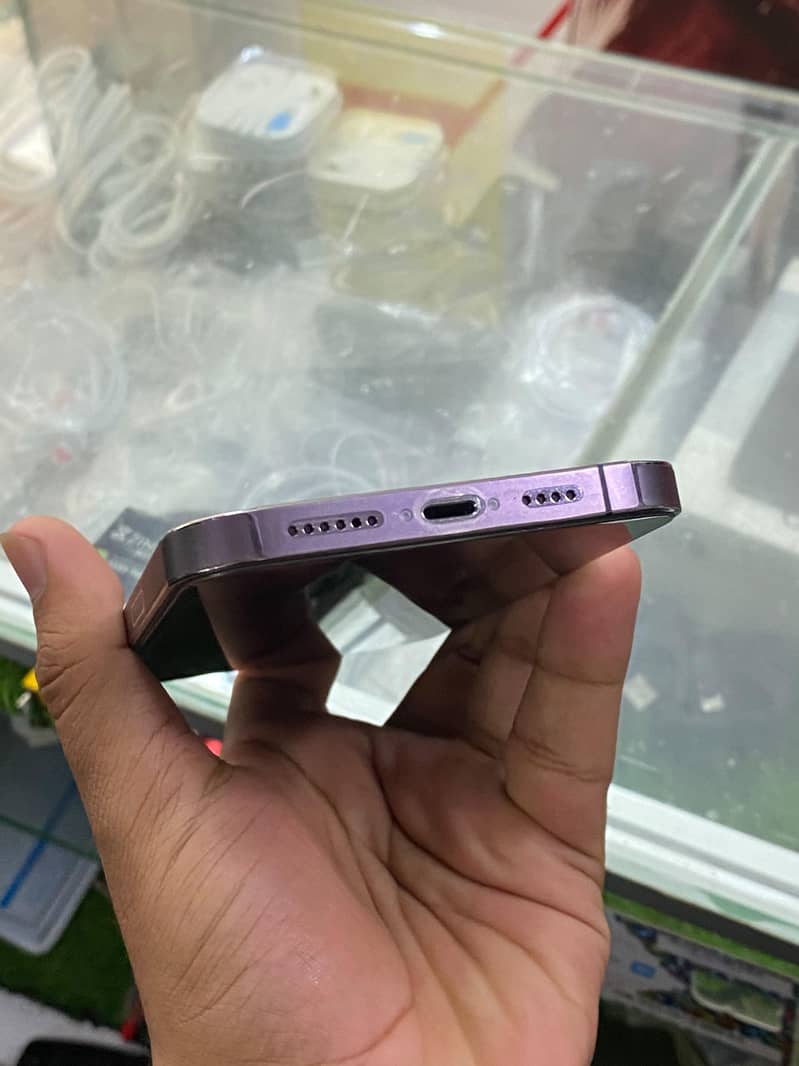 Apple iPhone 14 Pro Max 2