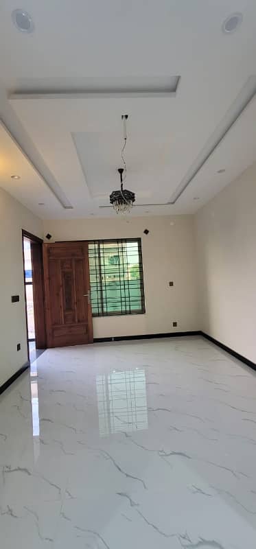 7 Marla Beautiful New Bran New House Available For Sale In Jinnah Garden