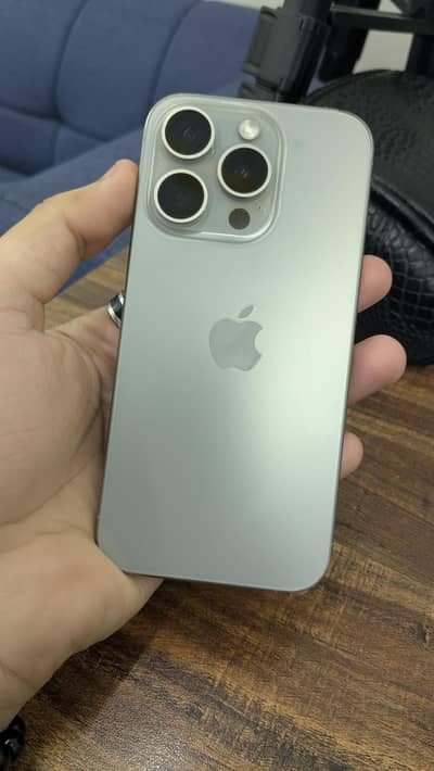iPhone 15 Pro (NON PTA) One Sim time with Box