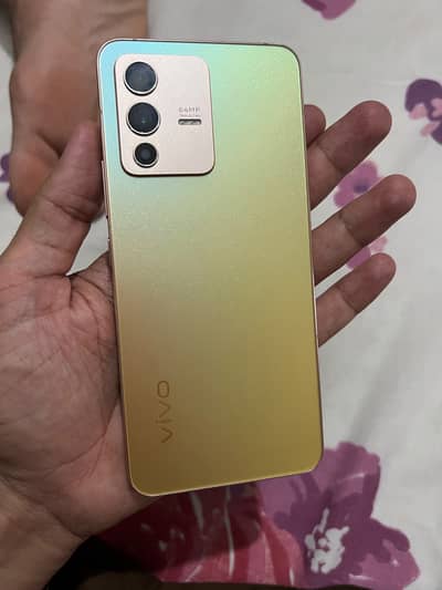Vivo V23