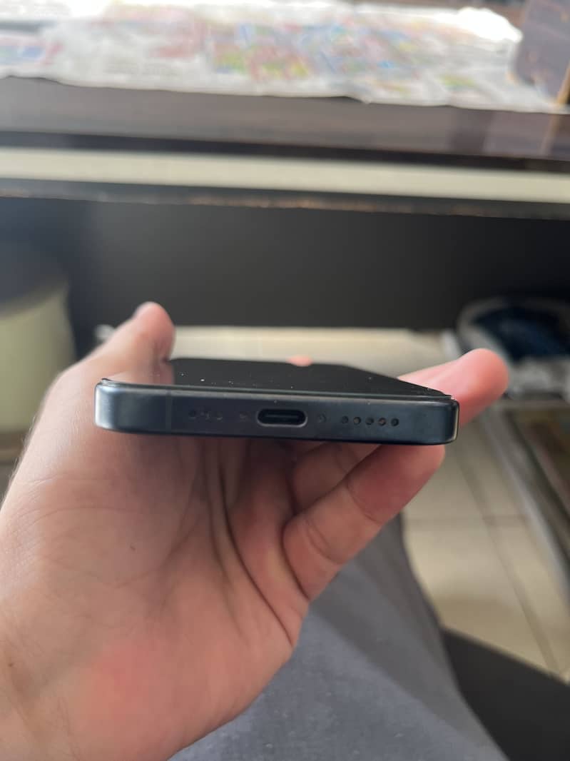 Apple iPhone 15 Pro 1