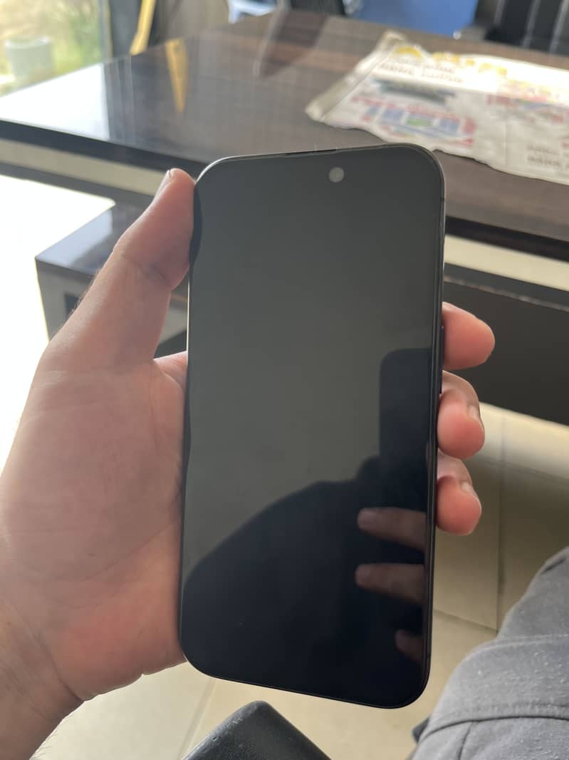 Apple iPhone 15 Pro 2
