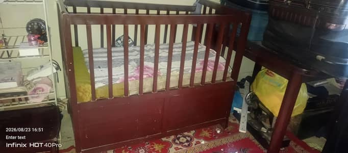 baby wodden cot