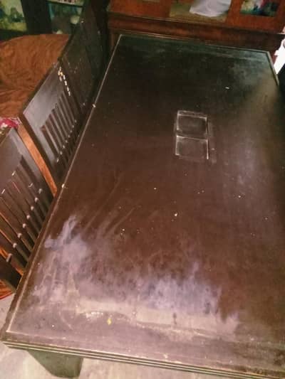 DINING TABLE 8 SEATER URGENT SALE