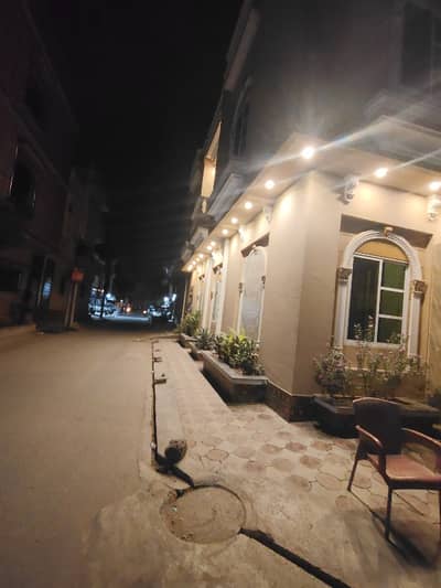 4 Marla Corner House Available For Sale