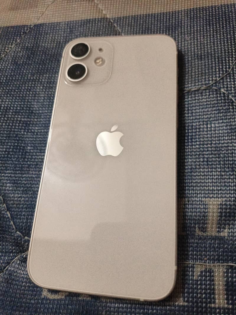 Apple iPhone 12 mini 0