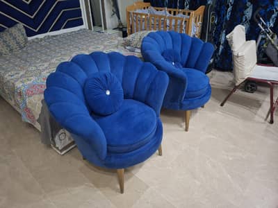 Flower shaped chairs for sale