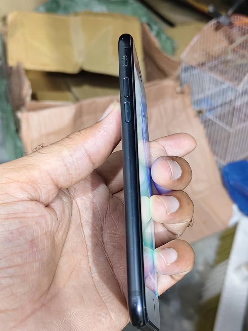 Apple iPhone SE 4
